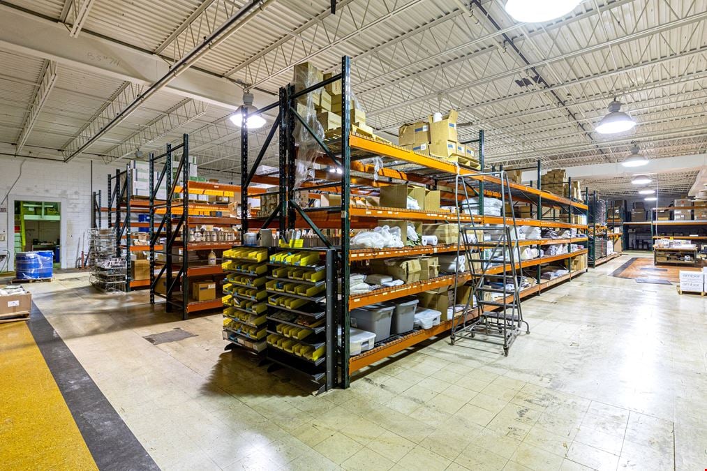 30,240 SF Industrial/Flex Building on 3.8 Acres