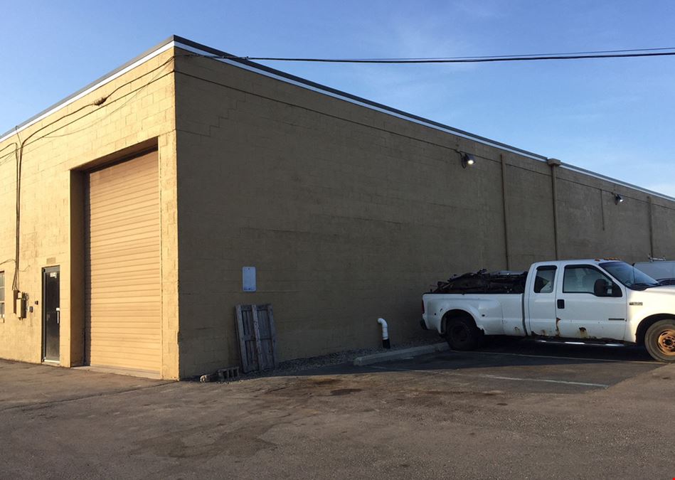 33737 Groesbeck Hwy