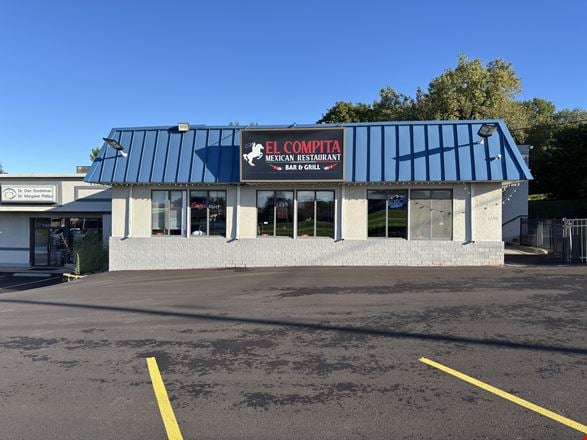Preview of Retail space for Rent at 1720 E Kimberly Road