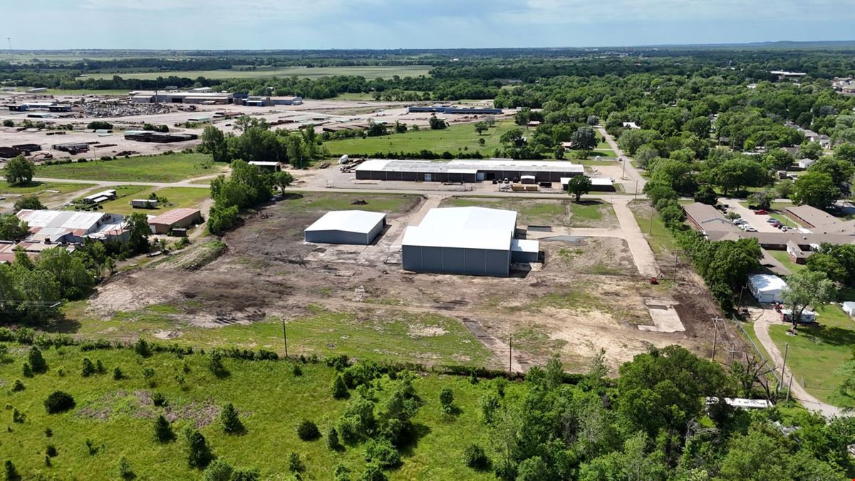 1100 E 14th St. - Industrial