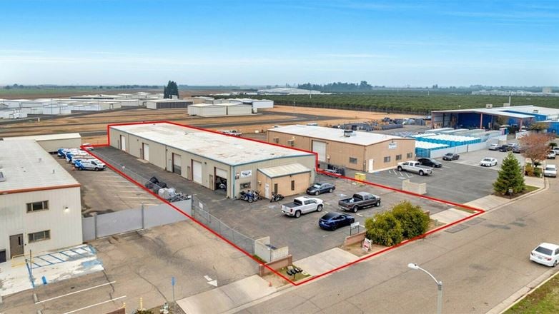 Preview of Industrial space for Rent at 1839 S Thunderbolt Dr