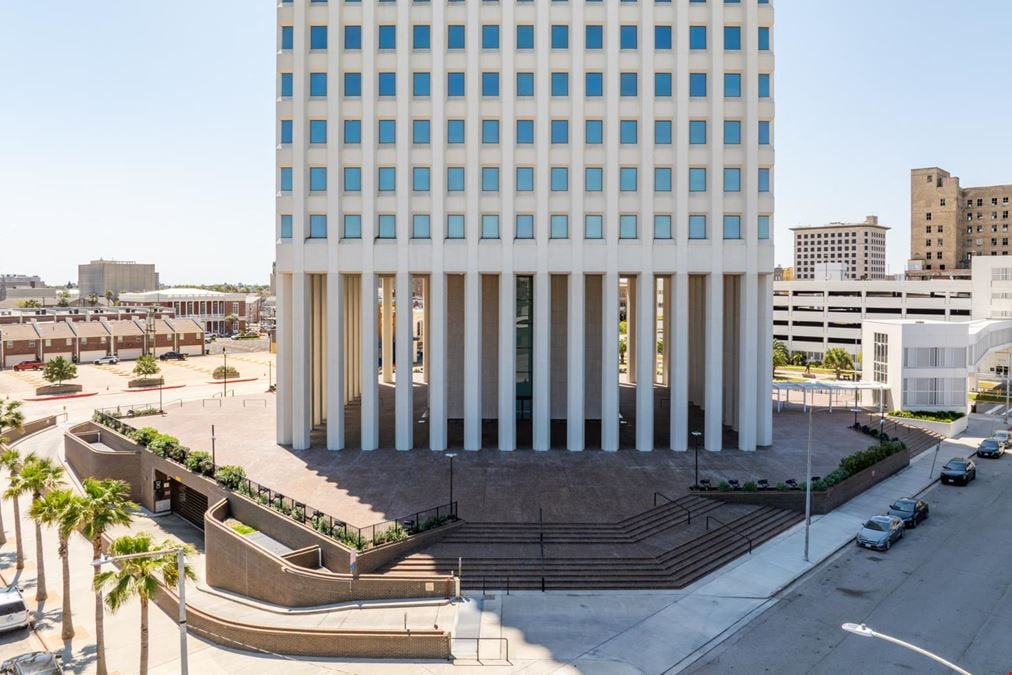 Institutional Seller | One Moody Plaza