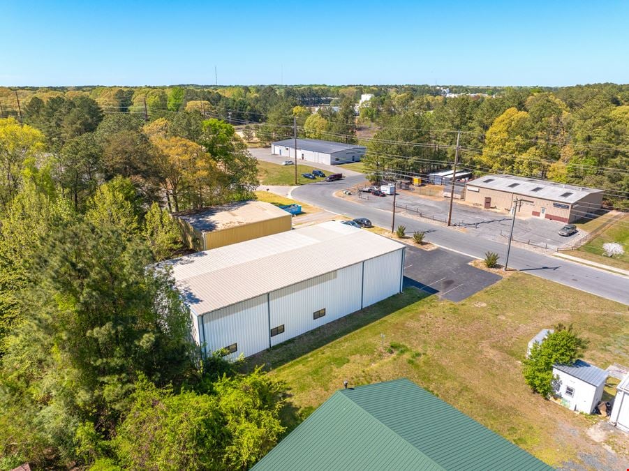 Free Standing Office/Warehouse for Sale or Lease