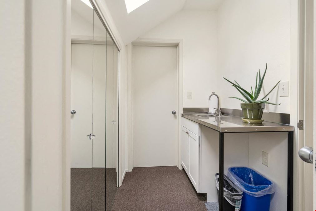Downtown Santa Fe Office Investment