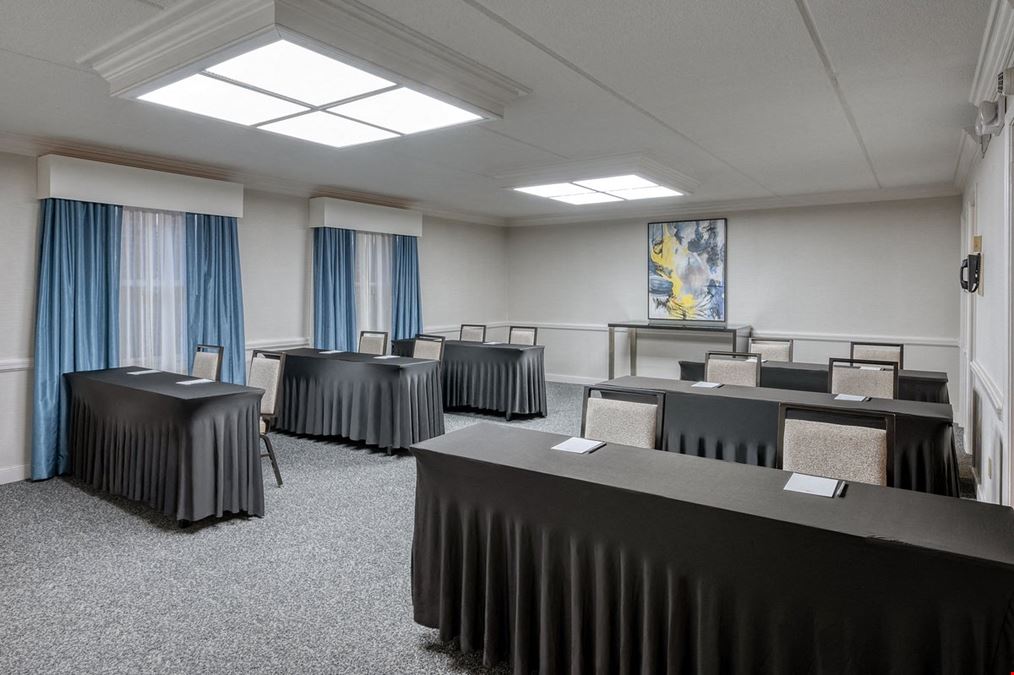 Crowne Plaza Albany - The Desmond Hotel