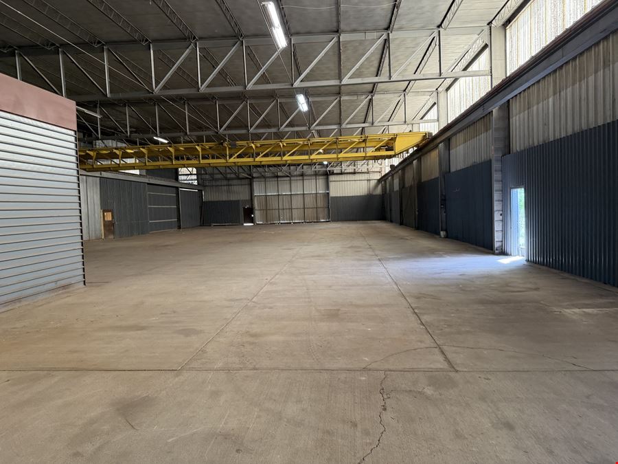 Industrial shop - warehouse