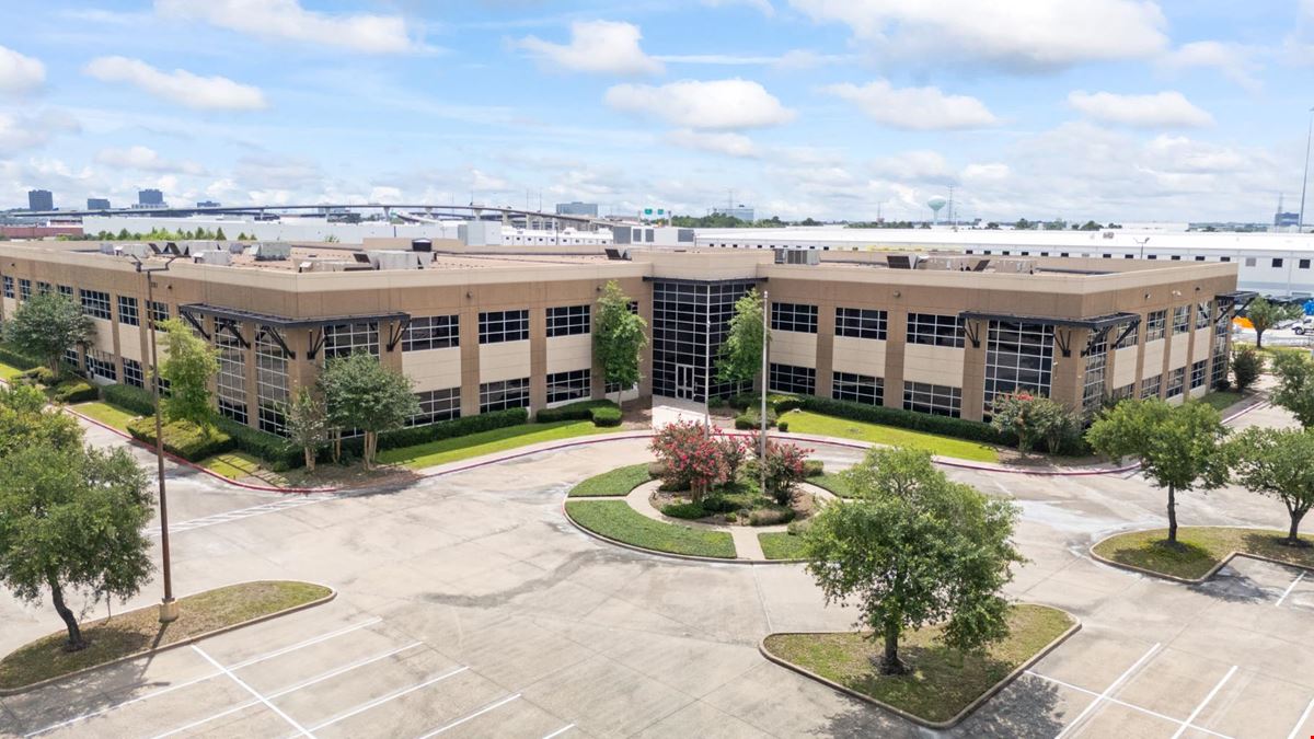 785 Greens Parkway Data Center