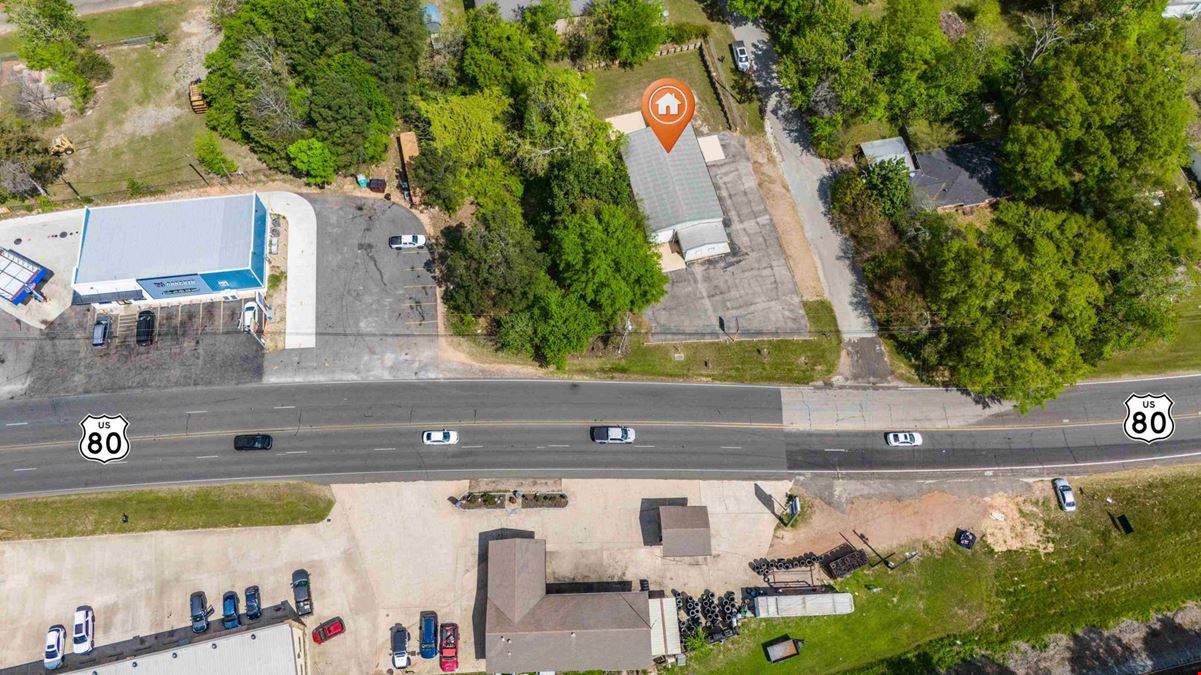 Commercial Building in Hallsville, TX for Sale
