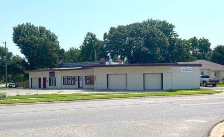 Preview of Retail space for Sale at 2945-2949 N. Porter Ave.