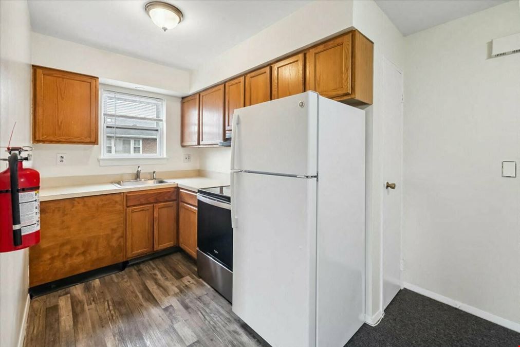 Trophy 10-Unit Multi-Family Asset | Prime Bergen County Location