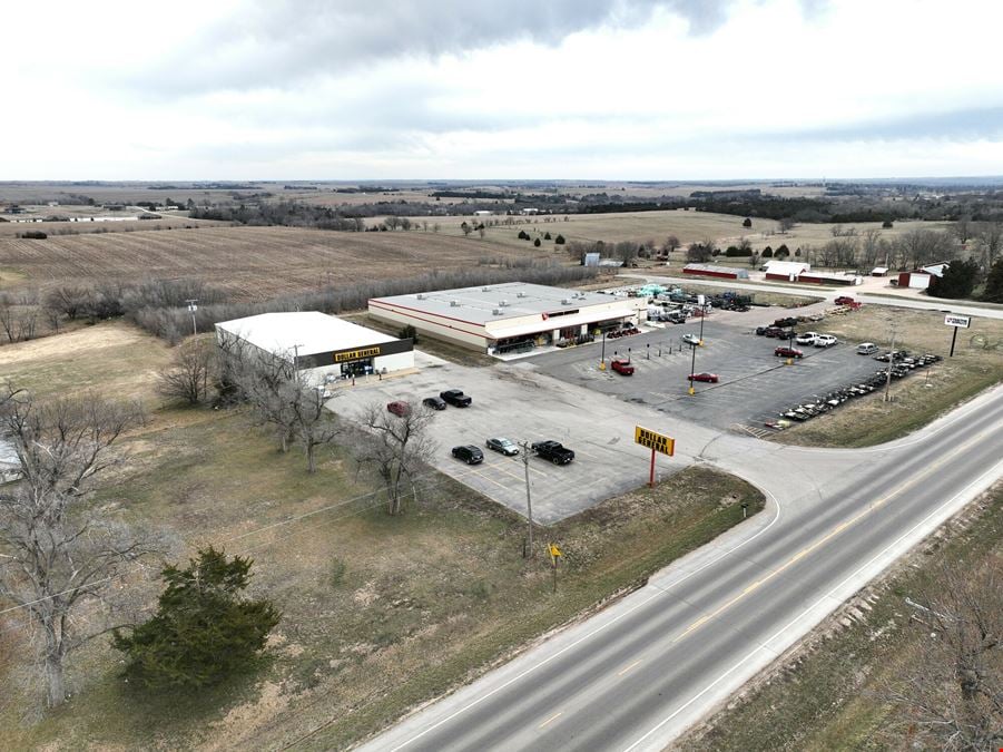 FAIRBURY DOLLAR GENERAL