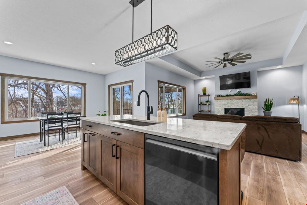 Modern Home in SW Rochester