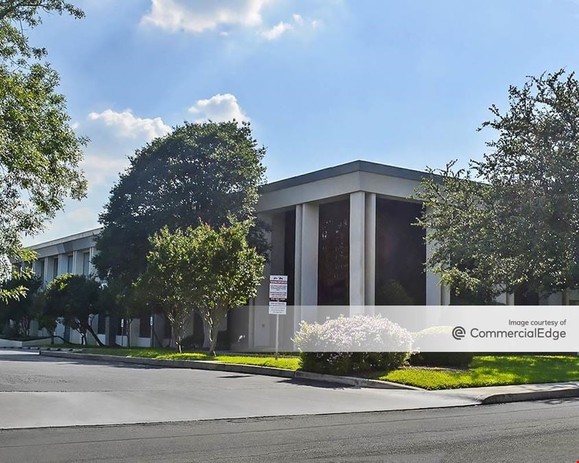 Centerview Crossing Office Park - Burnet & Brazos Buildings