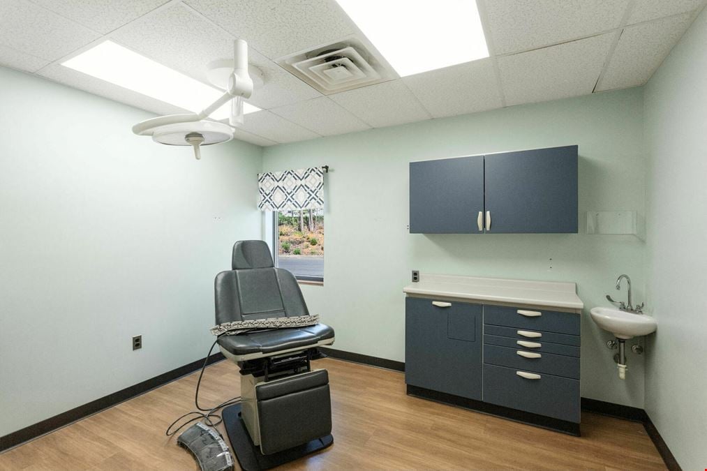 Prime Medical space For LEASE | Near Sentara RMH Hospital!