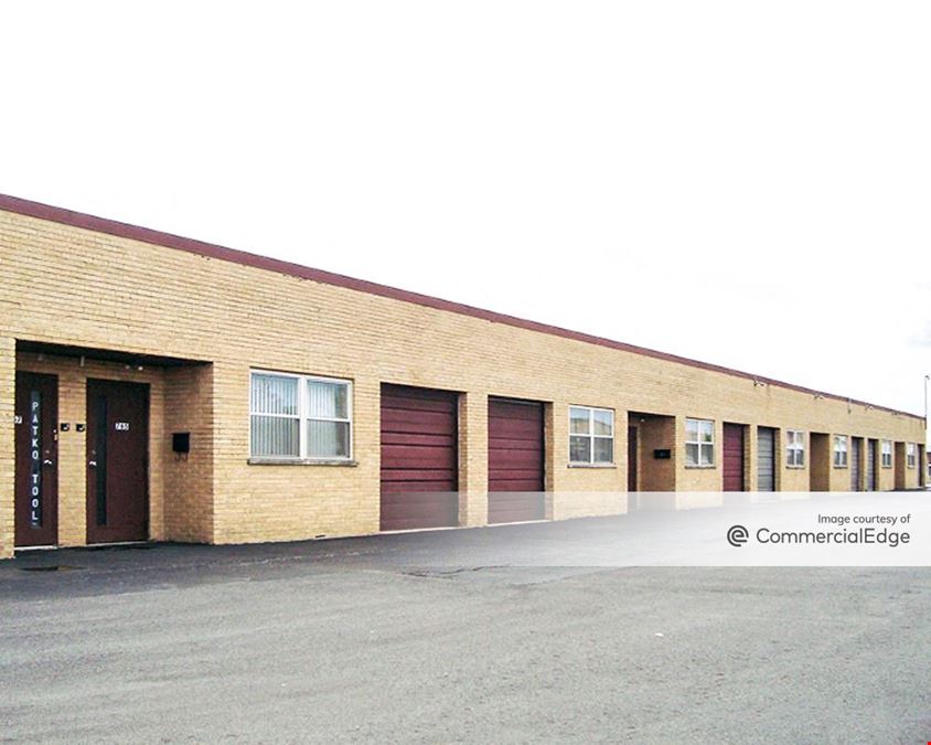 700-770 Larsen Lane & 753-767 Gasoline Alley