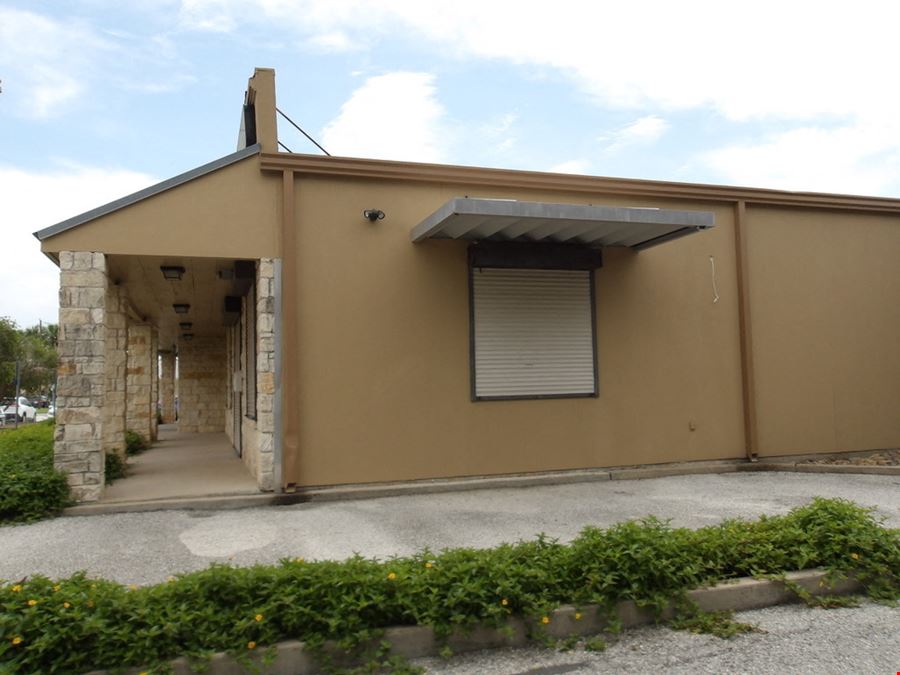 707 W Sesame Drive