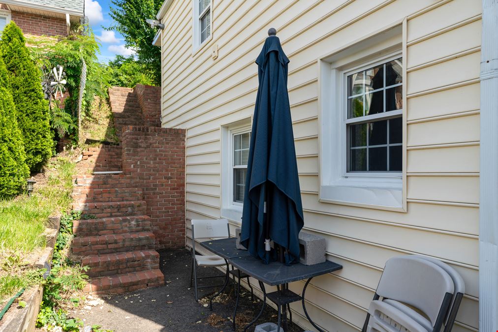 108 Church St NE