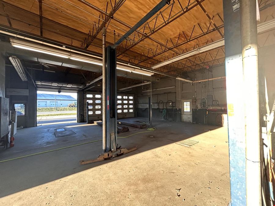 Versatile Automotive & Service Property with Excess Land | Near HWY 61