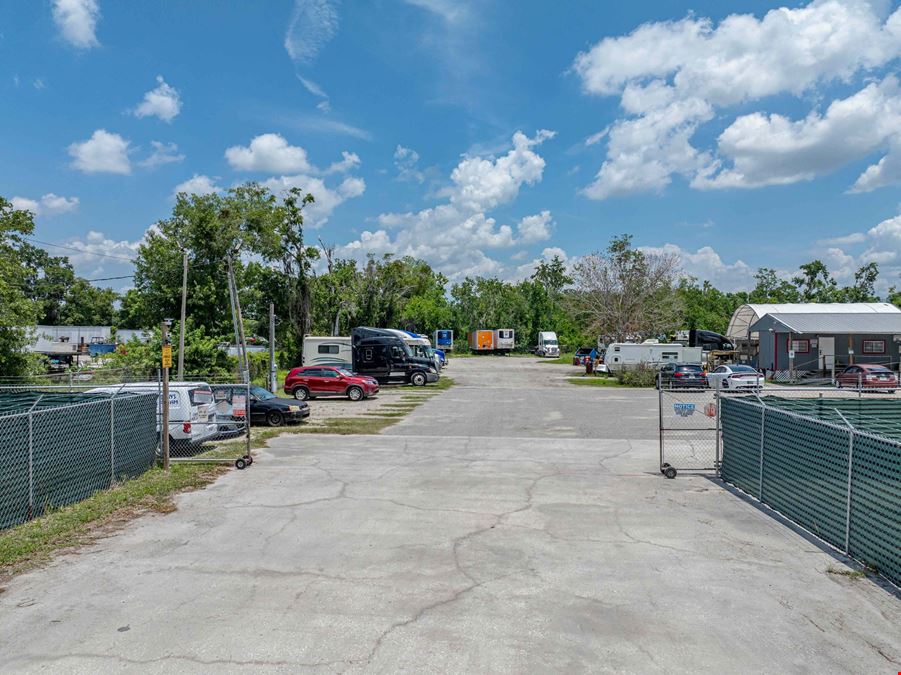 3 Acre Industrial Yard w/ Mobile Office & Canopy Covered Area