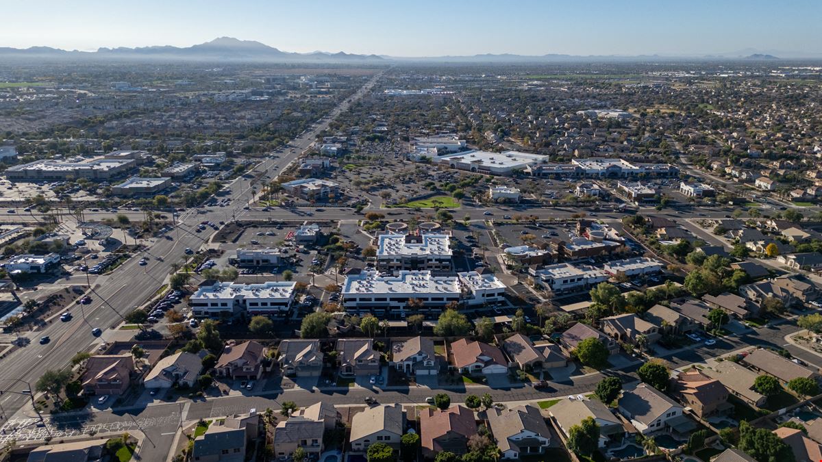 2314 S Val Vista Dr