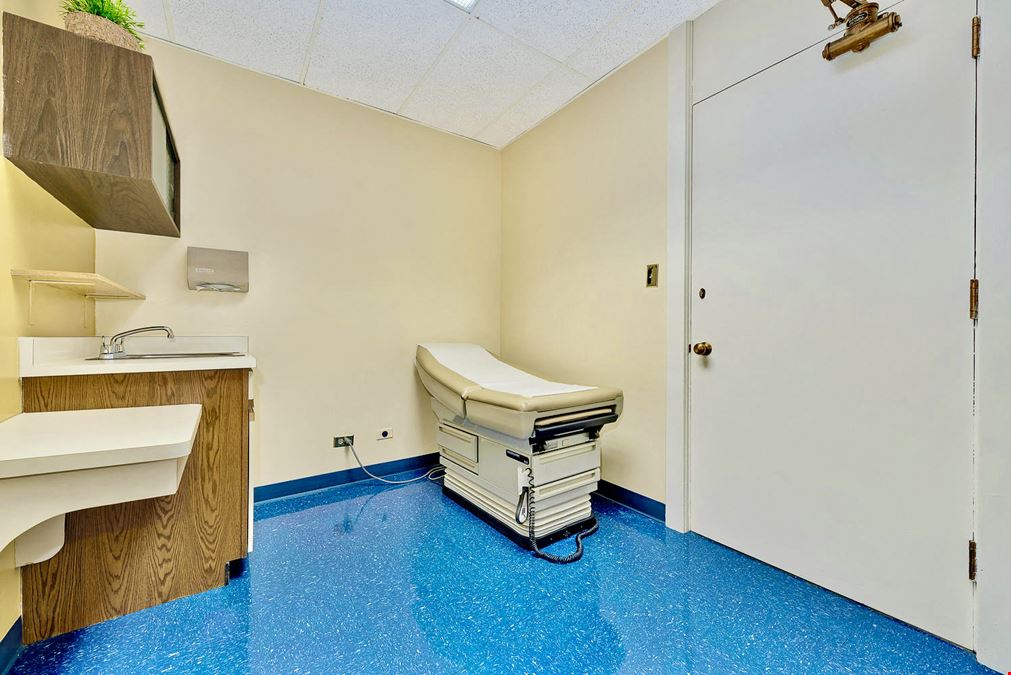 111 N Wabash Ave, Unit 1210, Chicago, IL