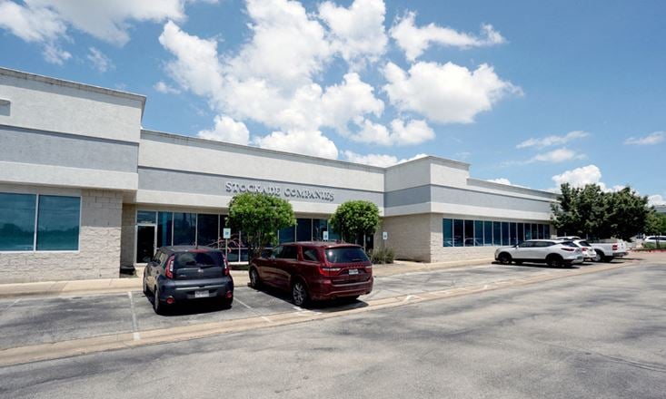 Preview of Industrial space for Rent at 1611 Chisholm Trail