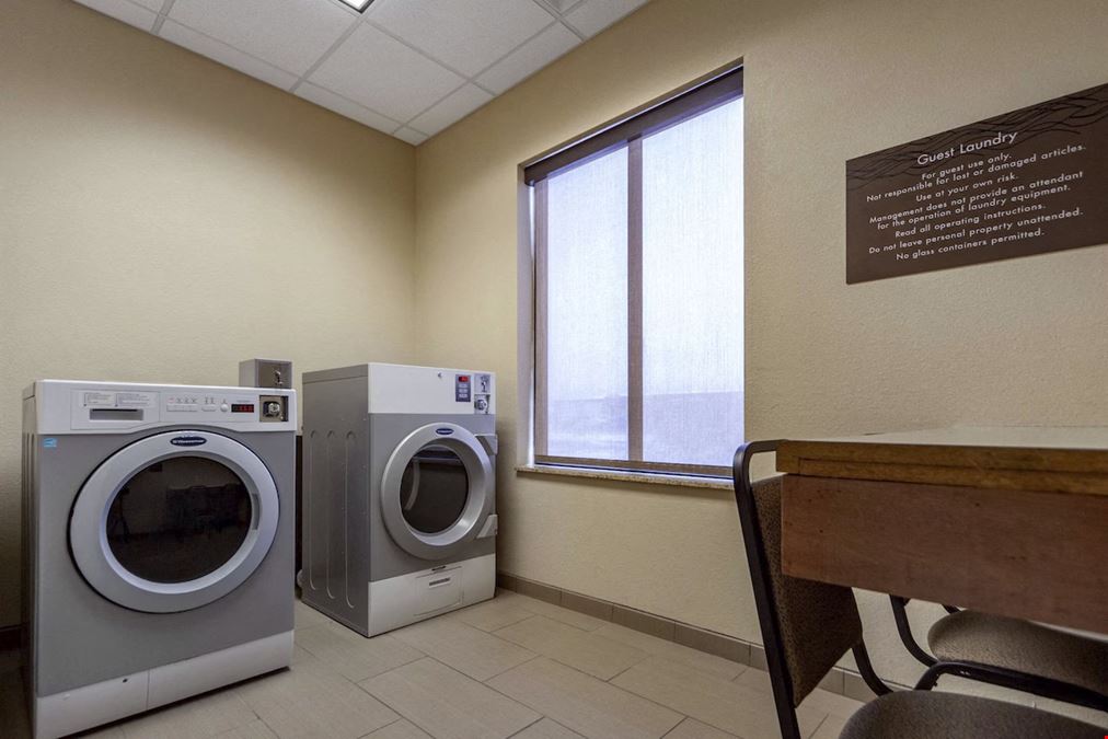 Comfort Inn & Suites Sidney