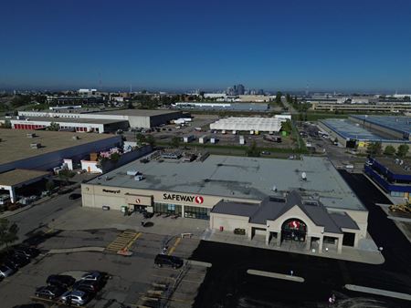 Preview of commercial space at 495 - 36 Street NE