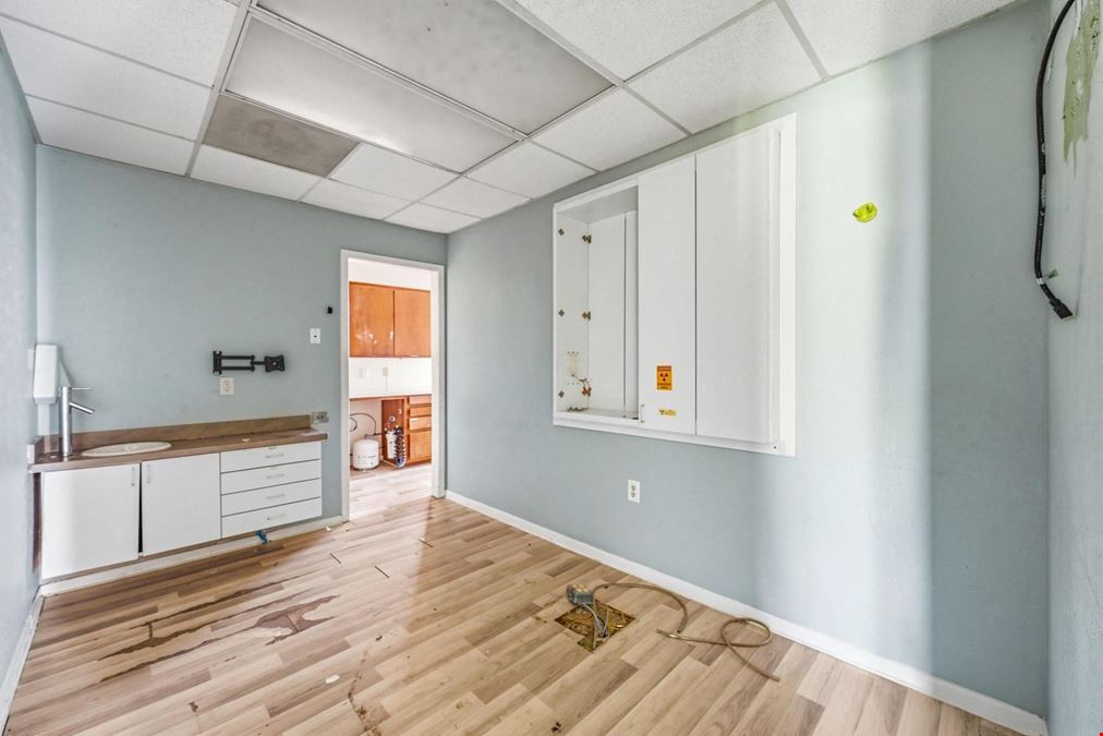 216 Dalton Dr