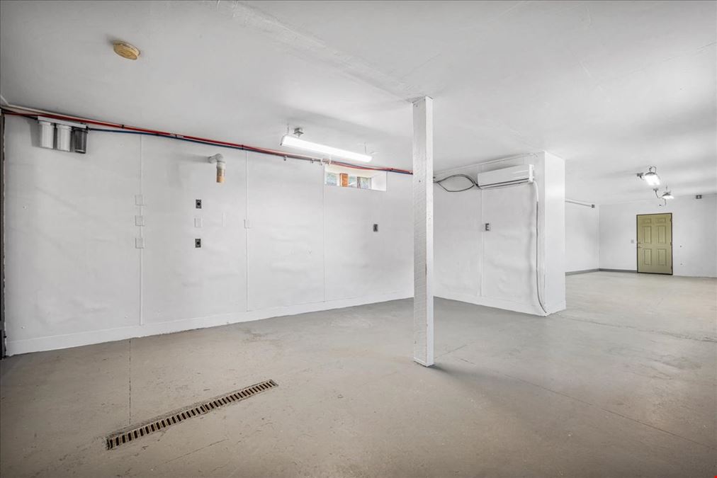 21 Furnace St