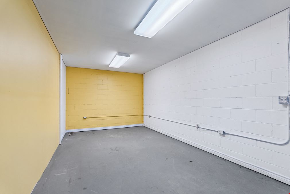 2699 Avenue Watt