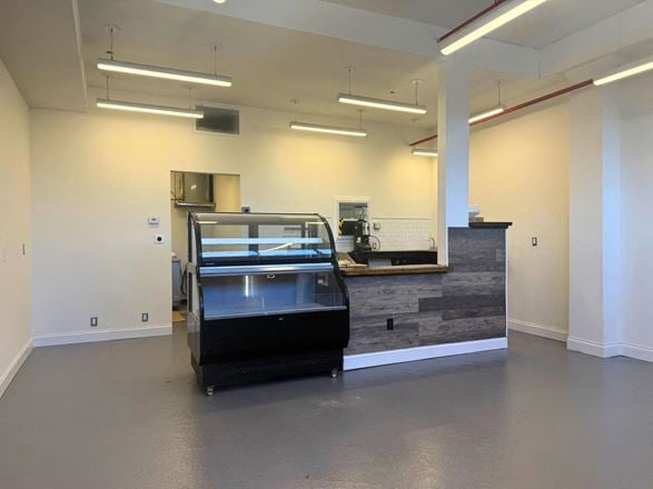 Preview of Industrial space for Rent at 15 Canal Pl