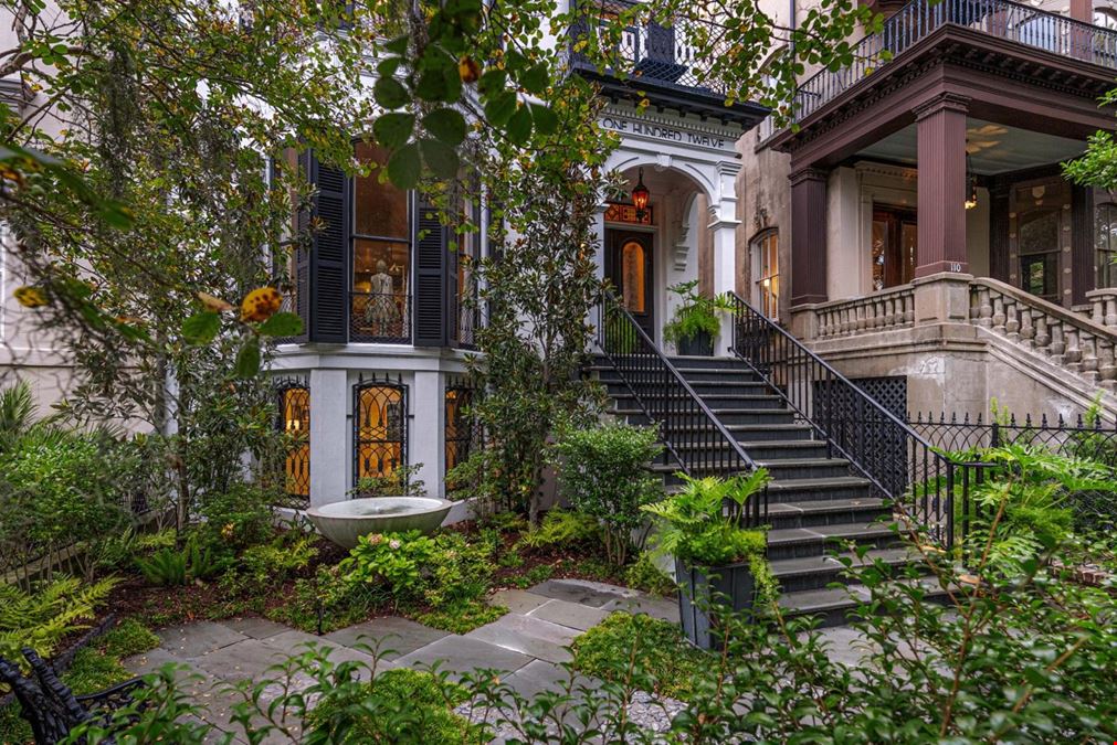 112 W Gaston St