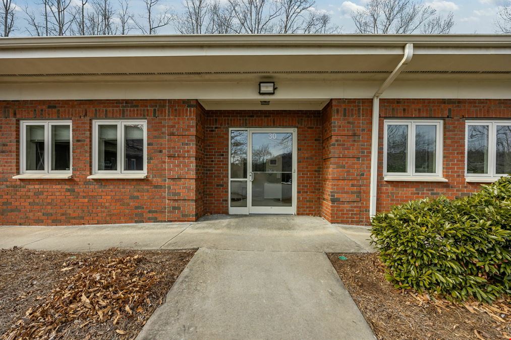 9 Walden Ridge Dr, Suite 30 - Lab Space