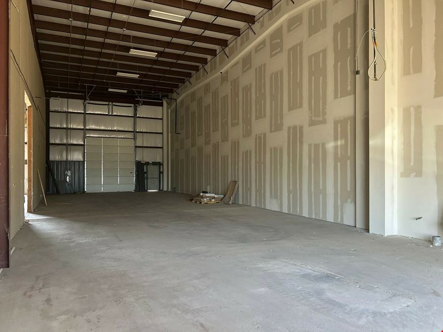9217 S Eastern Ave - South East Plaza