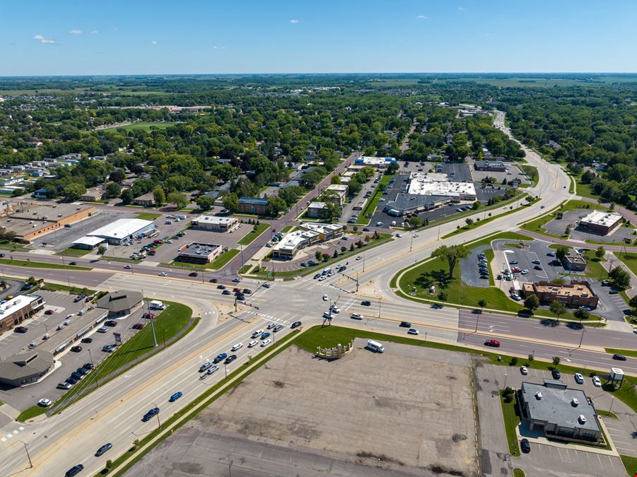 Holly Lane Retail Space