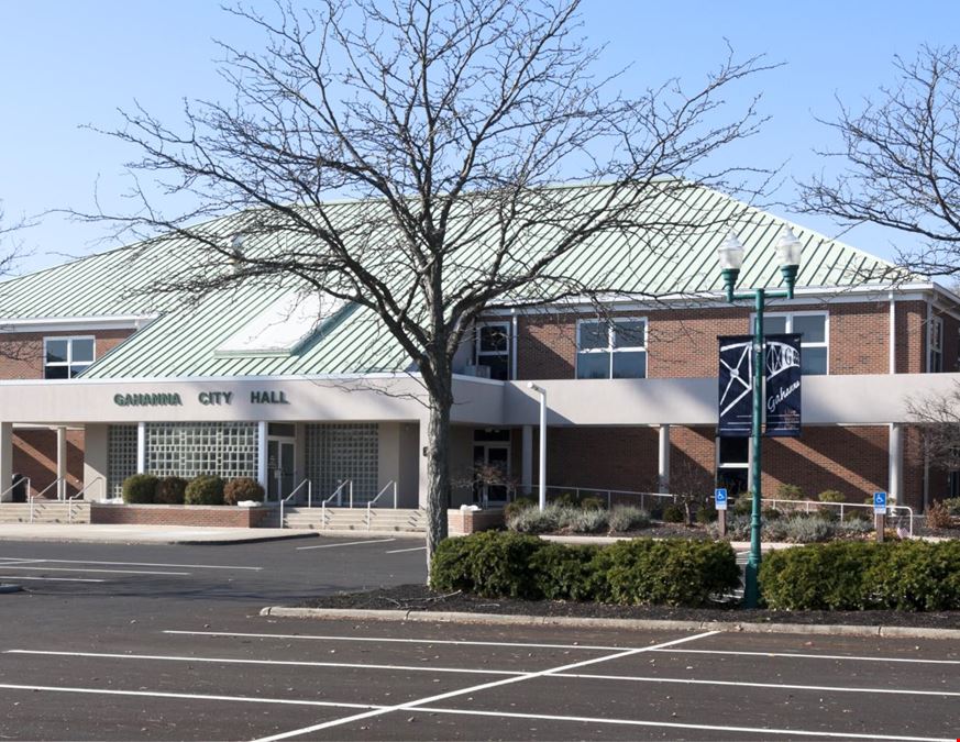 4574 North, 4550 North, 4530 North Hamilton Rd.