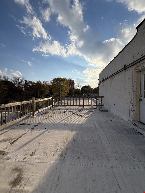 1706 & 1708 Woodville Rd