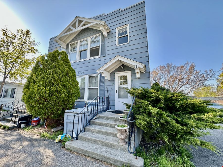 2329 Fairview Ave