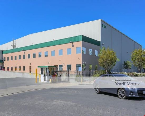 Preview of Industrial space for Rent at 2041 Factory Street
