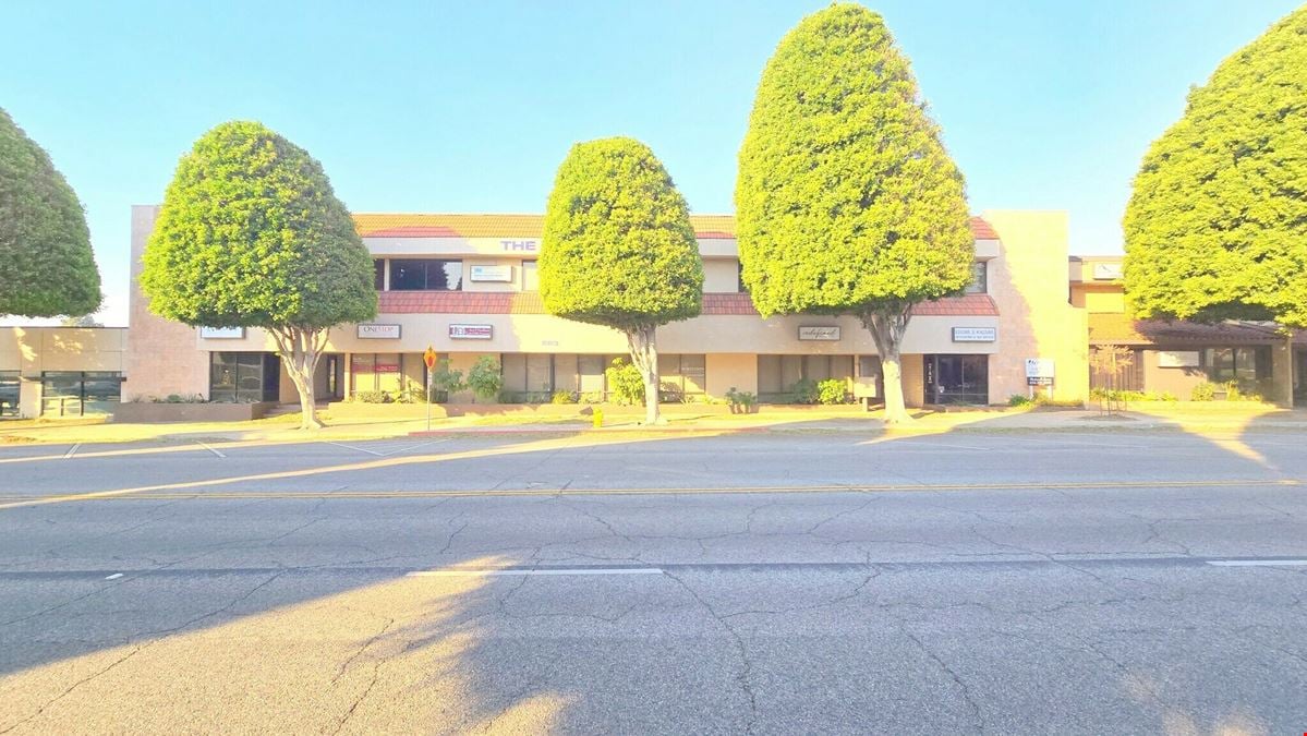 211 S Glendora Ave
