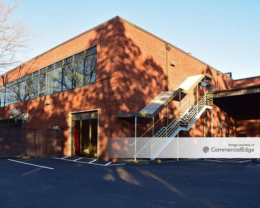 Mountain East Business Center