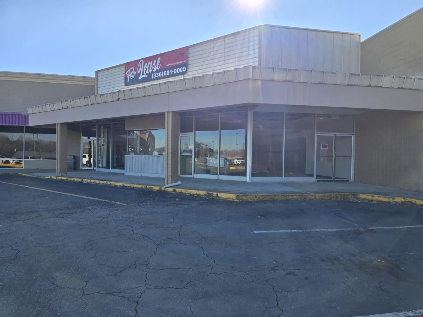 Kingsway Plaza