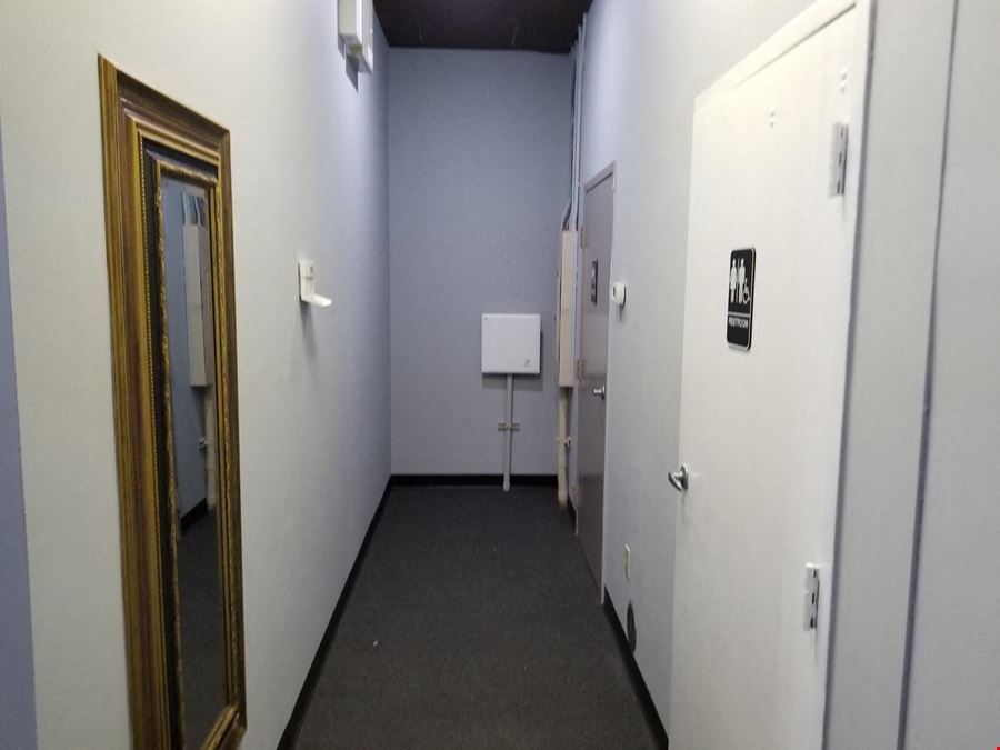 Divine Design Business Center