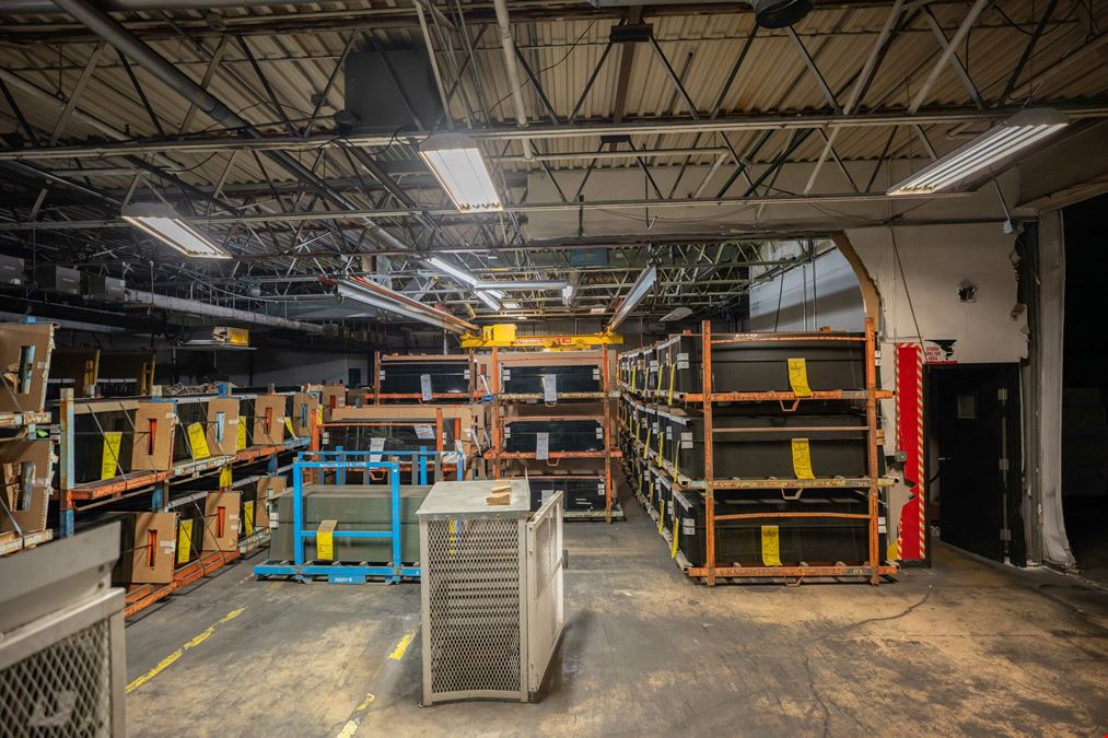 +/- 70,000 Industrial Building For Sale