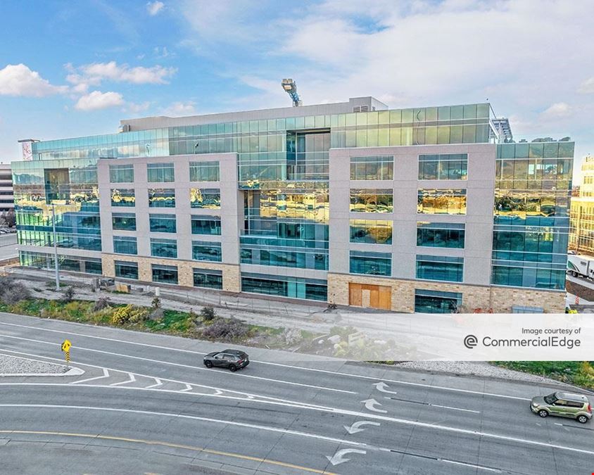 53rd Center - Building 2