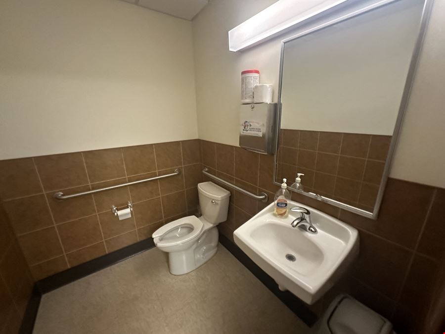 4,600 SQ.FT. MEDICAL OFFICE BUILDING