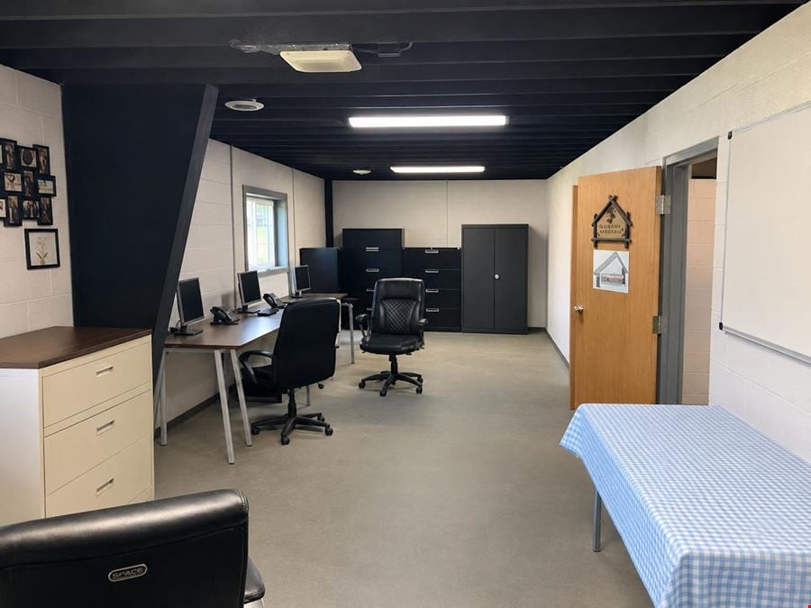 Industrial Building with Overhead Doors for Sale in Ann Arbor
