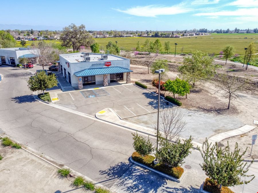 ±1,138 SF of High Profile Office Space in Visalia, CA