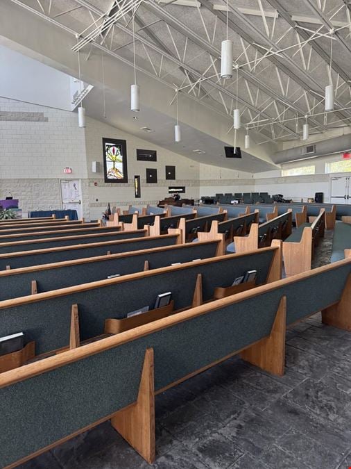 Great Coworking Space For Lease
